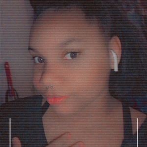 Meet your Posher, Destiny